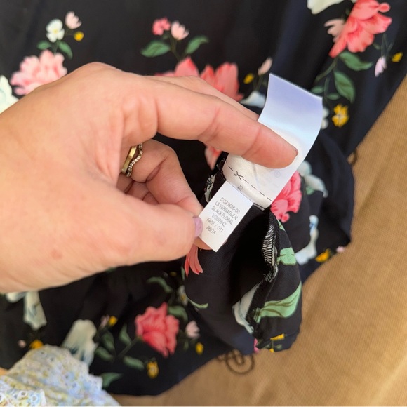Old Navy NWT! V302842 Long Sleeve Versatile Dress In Black Floral Size XXL - Picture 10 of 16